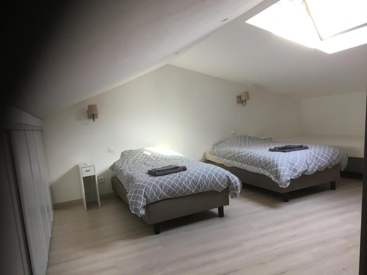 La Rose Sur Meuse Villa Haybes Bagian luar foto
